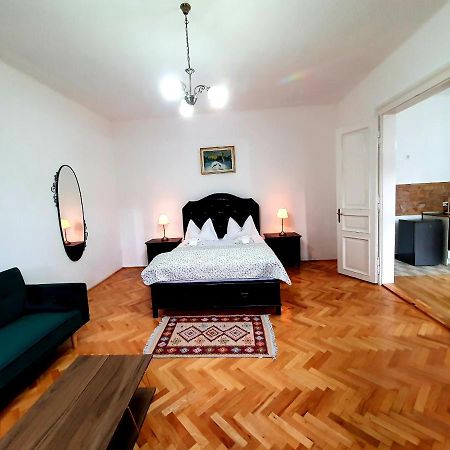 Maximus Apartments 시기쇼아라 외부 사진