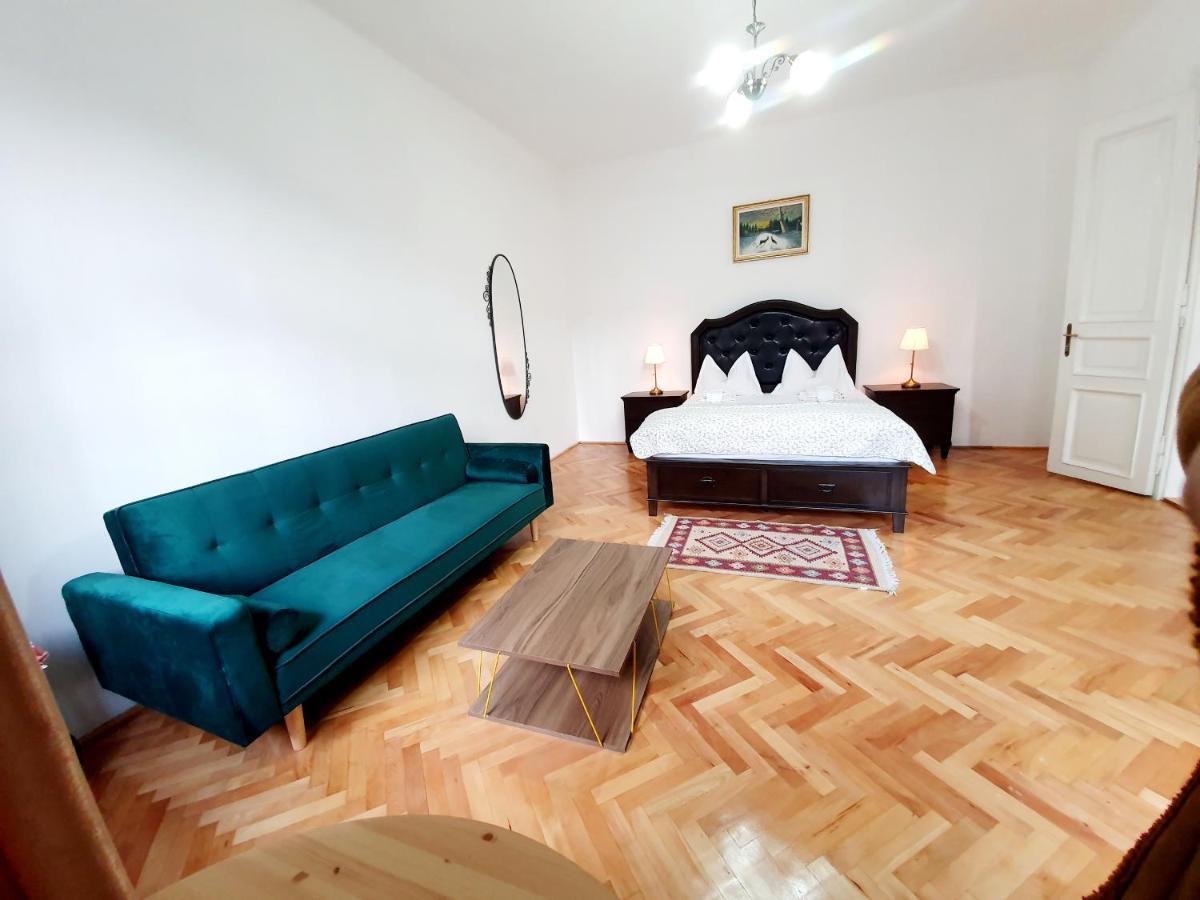 Maximus Apartments 시기쇼아라 외부 사진