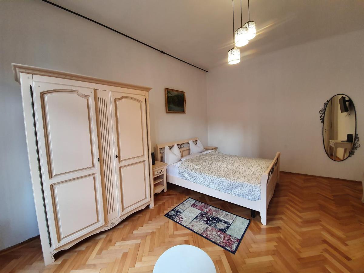 Maximus Apartments 시기쇼아라 외부 사진